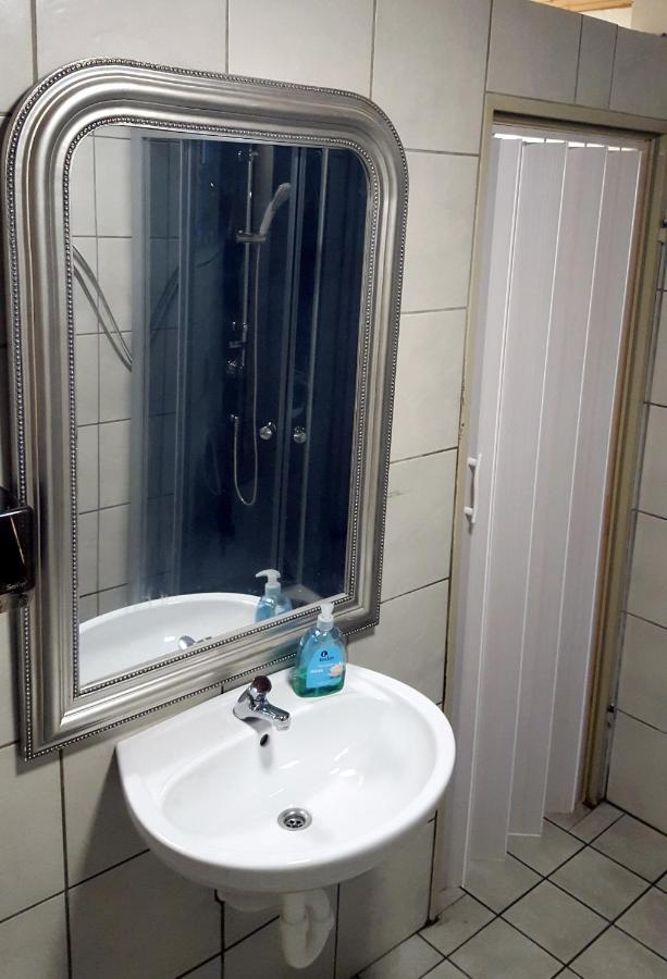 Gaestezimmer I Neo1 Staufenberg  Zewnętrze zdjęcie